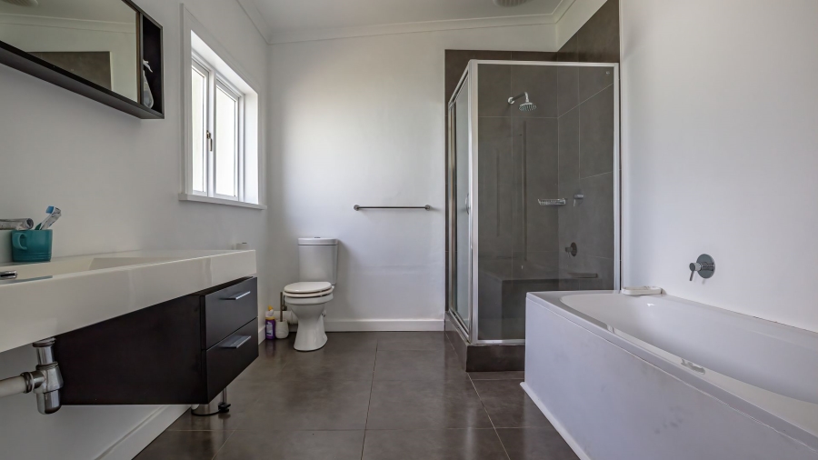 3 Bedroom Property for Sale in Mowbray Western Cape